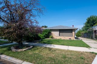 9334 S  Cregier Ave, Chicago, IL 60617