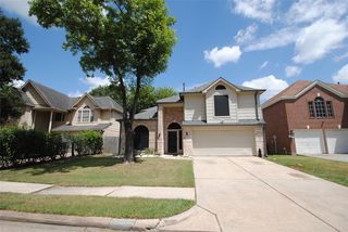 2542 Chestnut Mills Rd, Houston, TX 77067