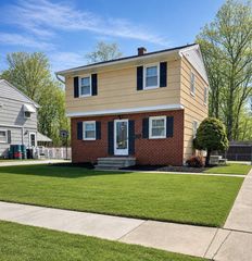 945 Homberg Ave, Baltimore, MD 21221