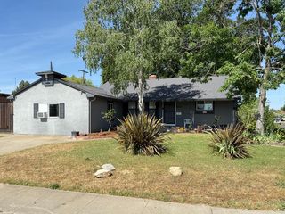 6220 45th St, Sacramento, CA 95824