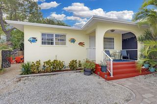 211 120th St #A, Marathon, FL 33050