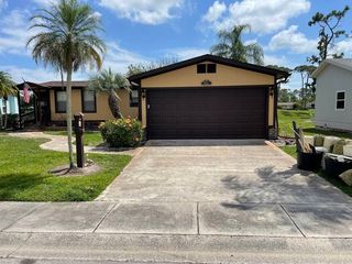 524 Catalina Dr, North Fort Myers, FL 33903