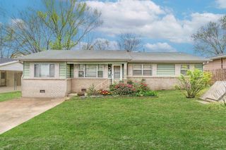 1503 Gregory St, Jacksonville, AR 72076