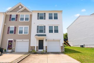 237 Birds Eye View Dr, Morgantown, WV 26501