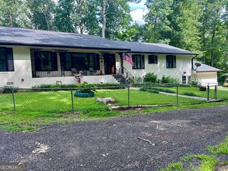 260 Lamar Smith Dr, Newnan, GA 30263