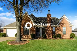 9950 Southbend Dr N, Olive Branch, MS 38654