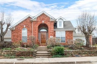 567 Southridge Way S, Irving, TX 75063