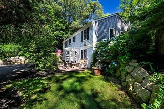 72 Benjamin Nyes, Falmouth, MA 02540