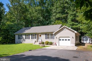 8329 Delegate Dr, King George, VA 22485