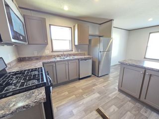 177 Birch Ave #177, Highland, MI 48357