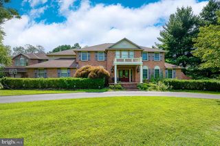 104 Sparango Ln, Plymouth Meeting, PA 19462