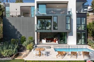 2641 Hargrave Dr, Los Angeles, CA 90068