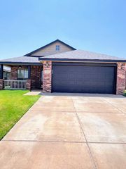 5713 110th St, Lubbock, TX 79424