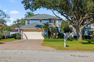 1113 S  Pine Lake Dr, Tampa, FL 33612