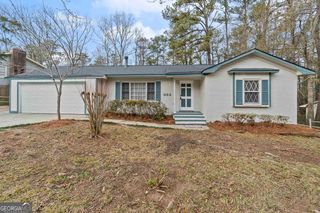 982 Roundtable Ln, Macon, GA 31220