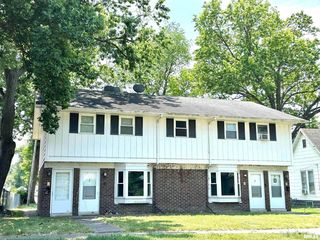 1221 E  Broadway #4, Centralia, IL 62801