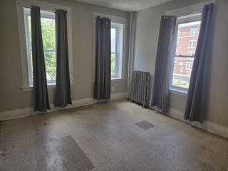 529 Union St #1L, Springfield, MA 01109