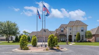 220 Brahmwell Ct, Lafayette, LA 70508