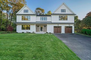 7 Ashcroft Rd, Sharon, MA 02067