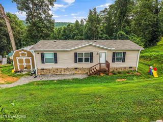 115 Grey Dove Ln, Powell, TN 37849