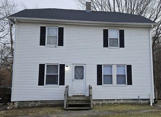 378 Boston Rd W, Palmer, MA 01069