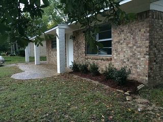 605 Fruitdale St, Lindale, TX 75771