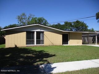 5676 FIAT Lane, Jacksonville, FL 32244