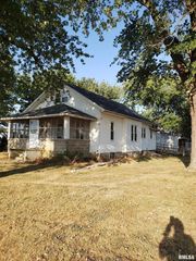 18018 State Route 127, Carlyle, IL 62231