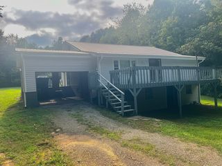 7020 Navajo Trl, Sherrills Ford, NC 28673