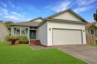 546 Beechcraft St, Charleston, SC 29407