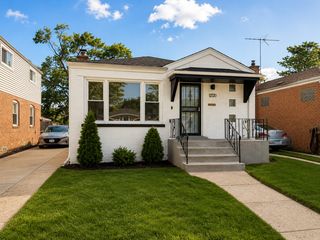 12520 S  Yale Ave, Chicago, IL 60628