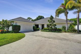 5569 Wind Drift Ln, Boca Raton, FL 33433