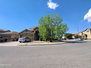 5557 Jim Castaneda Dr, El Paso, TX 79934