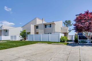 134 44th St   S #D, Brigantine, NJ 08203