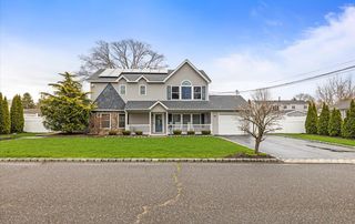 65 Howell Avenue, Deer Park, NY 11729