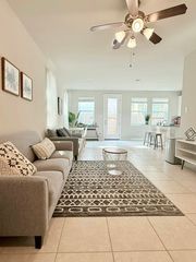 3207 Planters Peak Dr, Houston, TX 77080