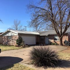 4706 47th St, Lubbock, TX 79414