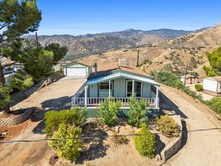 1267 Bristlecone Dr, Wofford Heights, CA 93285