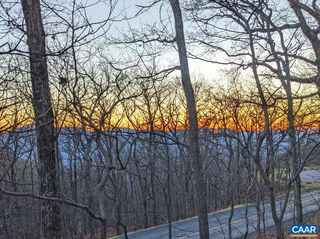 13 Pinnacle Dr, Wintergreen Resort, VA 22967