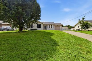 2660 Keyland Dr, Clarksville, TN 37040