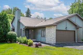 N81W13163 Country Terrace LANE, Menomonee Falls, WI 53051