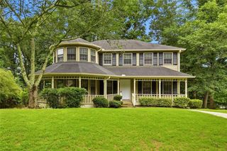 1801 Yorkshire Dr, Woodstock, GA 30189