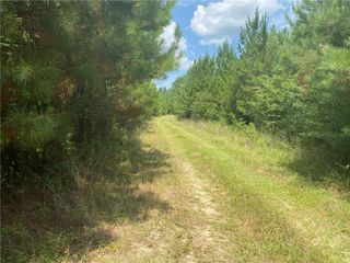 Salco Rd E #10, Axis, AL 36505