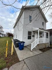 2039 Genesee St, Toledo, OH 43605