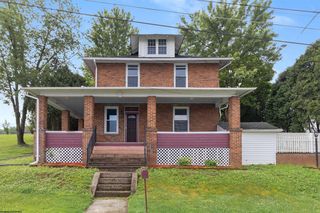 117 Newton Ave, Bridgeport, WV 26330
