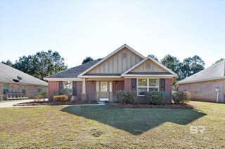 8913 Dawes Oak Dr, Theodore, AL 36582