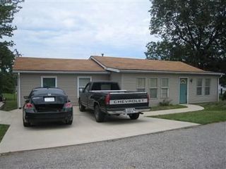 4372 E  Mann Rd, Pekin, IN 47165
