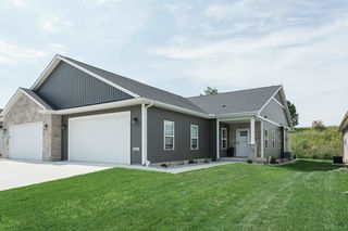 3823 Tanglewood Pl, Janesville, WI 53546