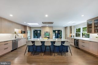 6316 Beachway Dr, Falls Church, VA 22044