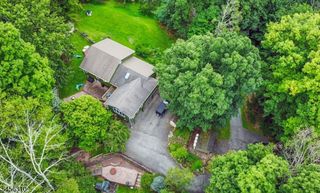 10 Up A Way Dr, Sussex, NJ 07461